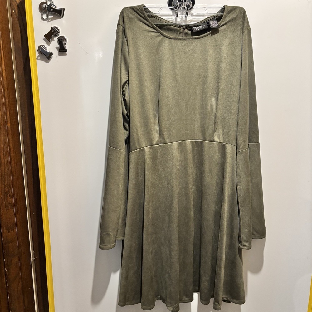 Wrangler Retro Olive Green Dress Flared Sleeves And Skirt Medium‎
